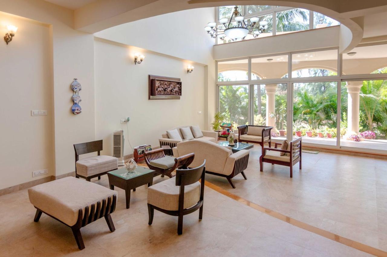 Saffronstays La Casa Maestro, Kashid - Spanish-Style Luxury Villa Near Kashid Beach Exterior photo