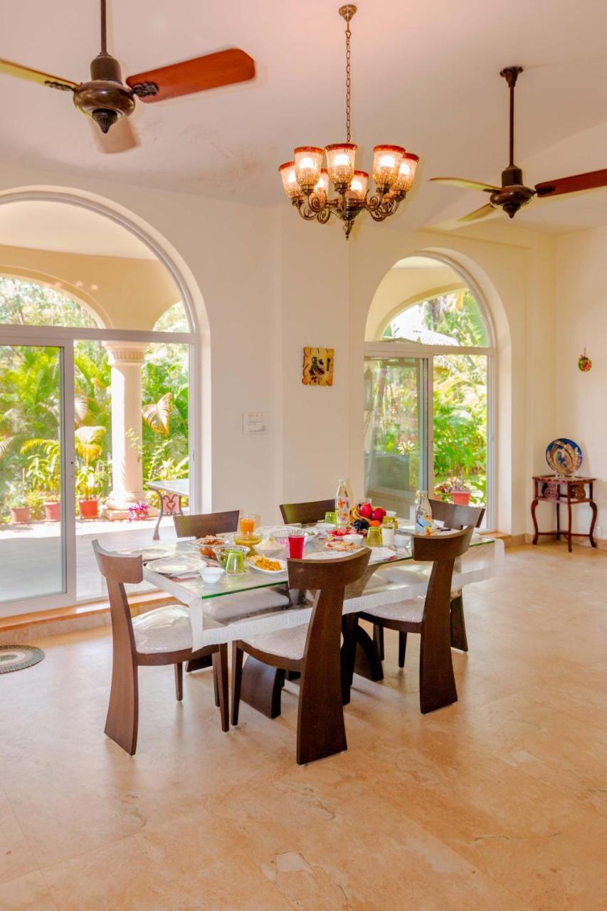 Saffronstays La Casa Maestro, Kashid - Spanish-Style Luxury Villa Near Kashid Beach Exterior photo